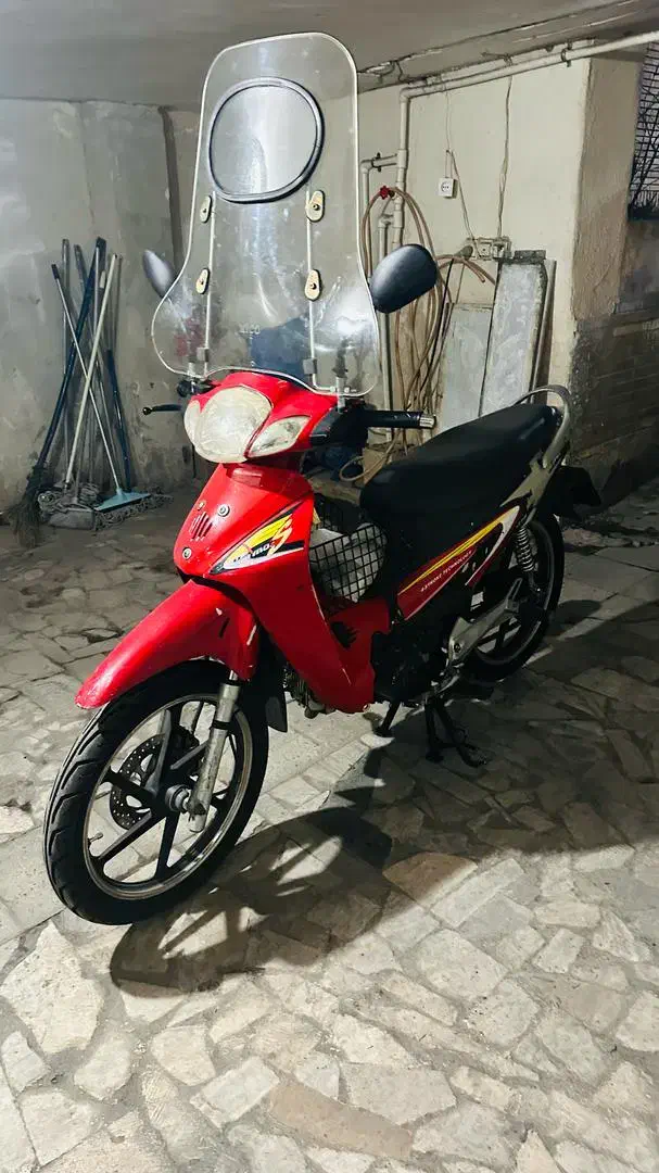 موتور سیکلت طرح ویو هرمز 125 مدل 1390|موتورسیکلت|تهران, حر|دیوار