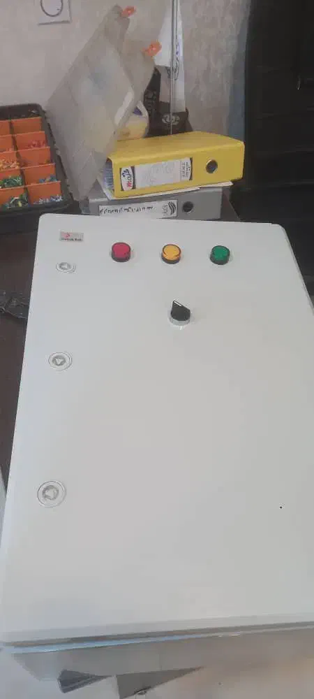 برقکار صنعتی ساختمان نصب آیفون و رفع اتصالات|خدمات پیشه و مهارت|لنجان, |دیوار