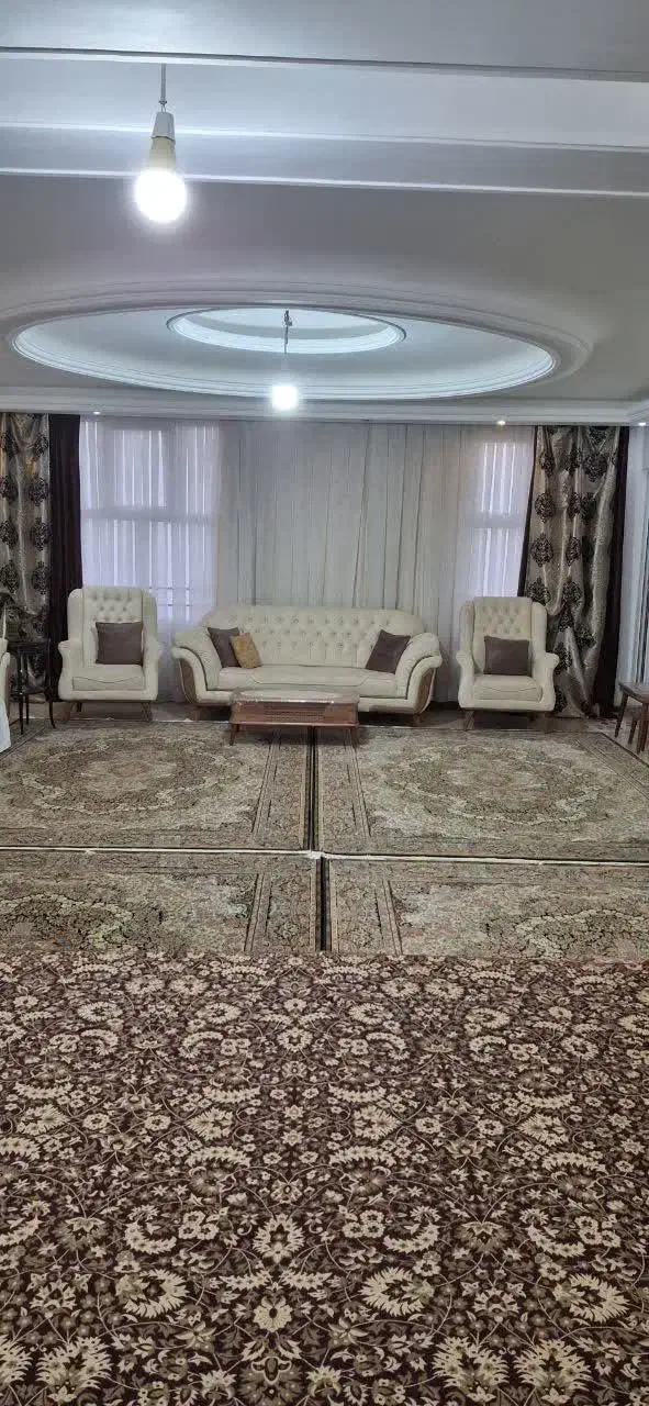 ویلایی ۲۰۰متری دونبش هر طبقه ۳خواب بلوار امین|فروش خانه و ویلا|قم, زینبیه|دیوار