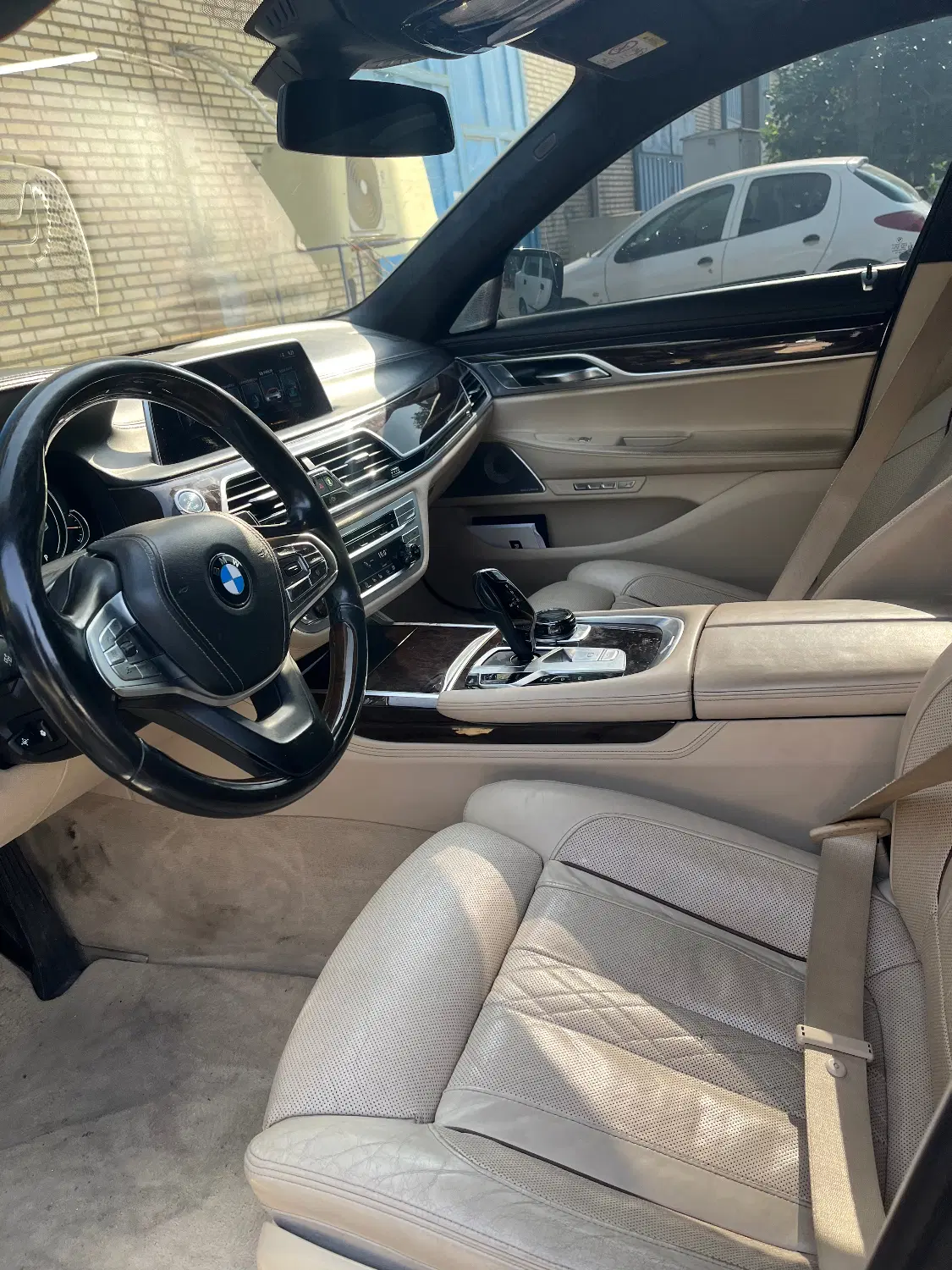 BMW750 Li 2016 Vip|خودرو سواری و وانت|اهواز, کیانپارس |دیوار