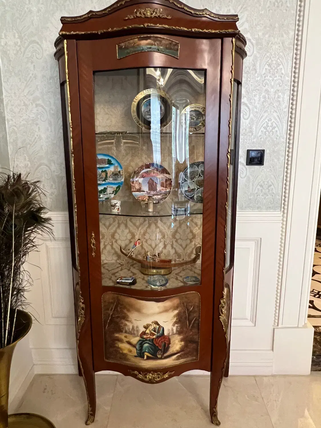 مبلمان غذاخوری و سرویس خواب استیل و لوازم سلطنتی|مبلمان خانگی و میز عسلی|فشم, |دیوار