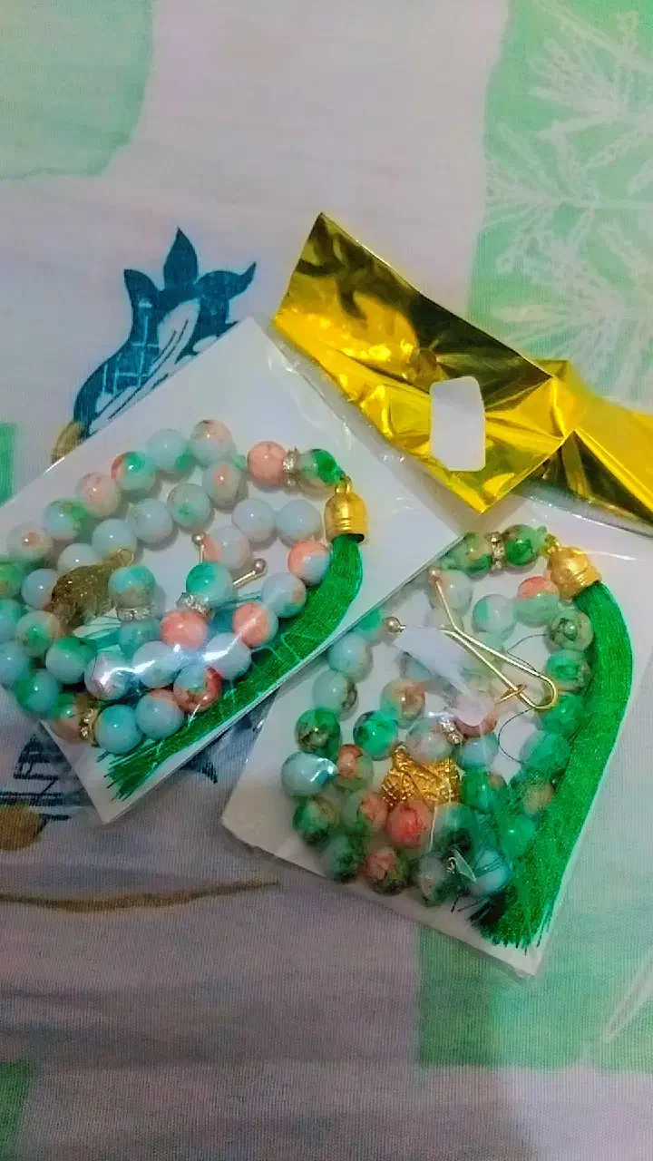 تسبیح|بدلیجات|قم, خاکفرج|دیوار