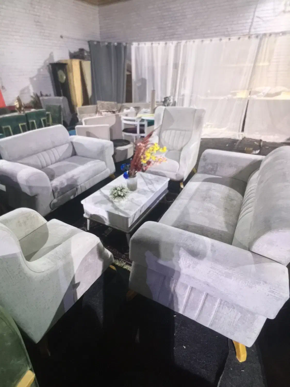 ۲۹ تومن فوری زیر قیمت گذاشتم|مبلمان خانگی و میز عسلی|زرقان, |دیوار