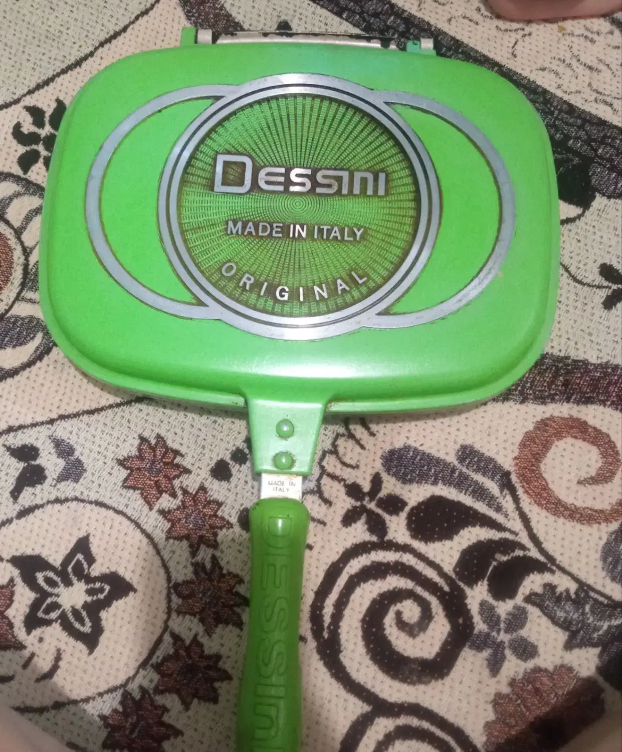 ماهیتابه دسینی|ظروف پخت‌وپز|برازجان, |دیوار