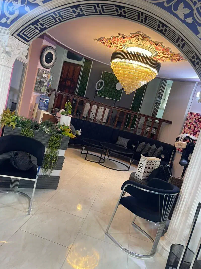 ناخنکار،کراتین کار رنگ کار ،منشی|استخدام درمانی، زیبایی، بهداشتی|آمل, |دیوار