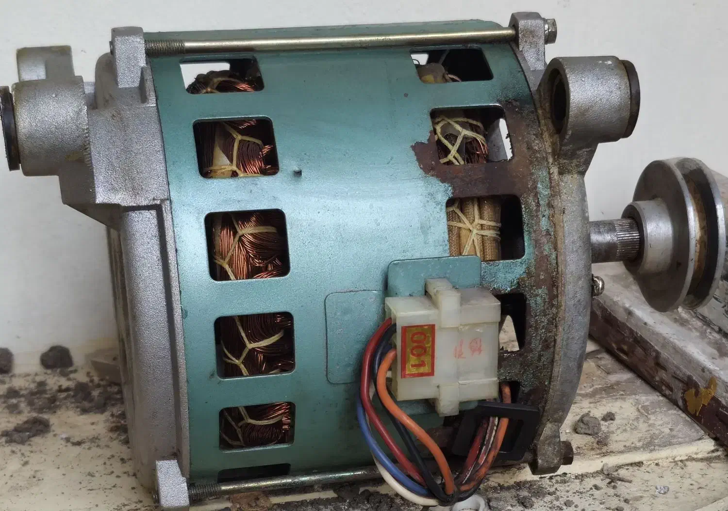 موتور اصلی لباسشویی|ماشین لباسشویی و خشککن لباس|آستارا, |دیوار