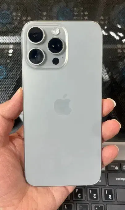 اپل iPhone 15 Pro Max با حافظهٔ ۲۵۶ گیگابایت|موبایل|سنندج, |دیوار