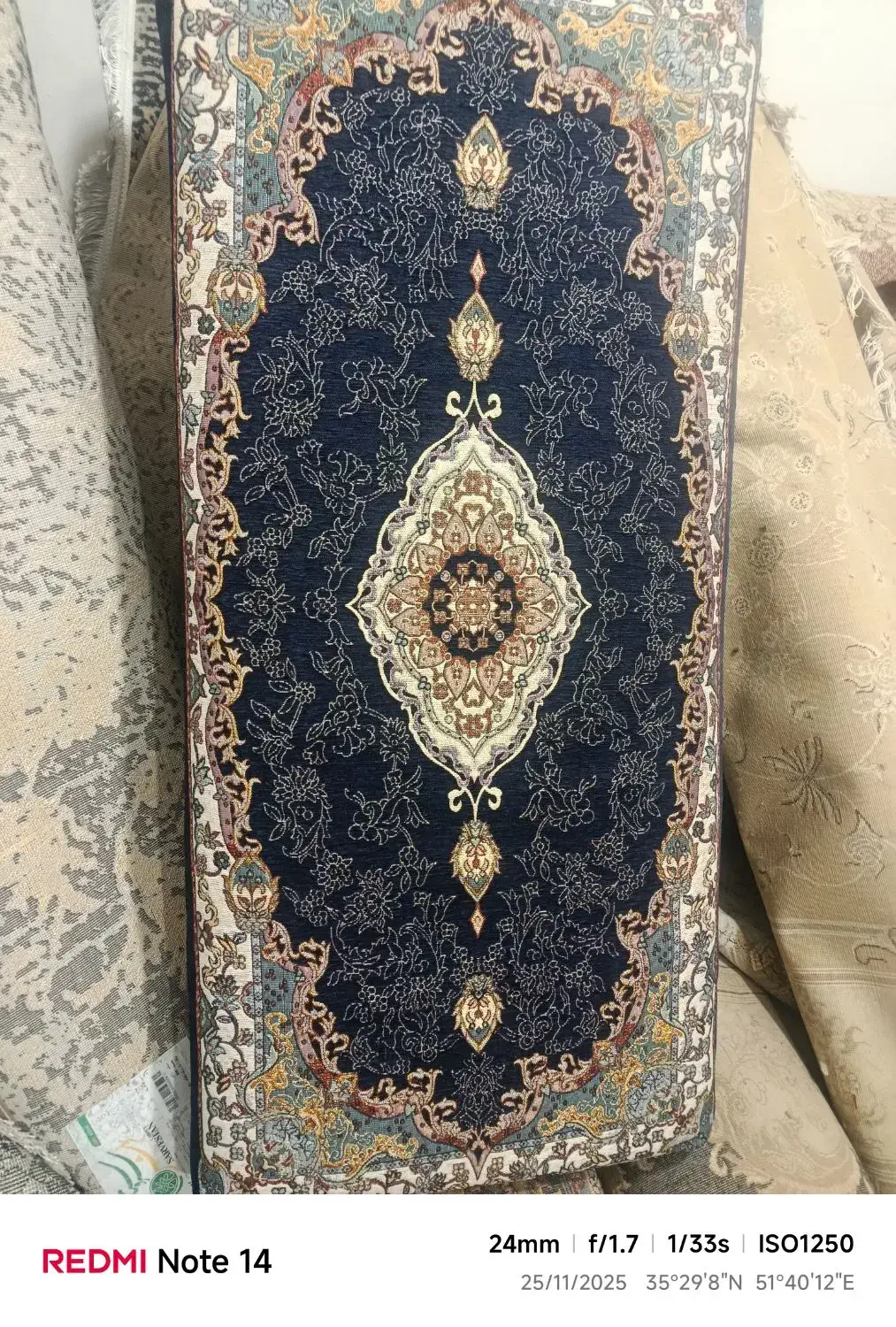 1تخته فرش 12متری و4عدد پشتی|فرش|پاکدشت, پاکدشت (مامازند)|دیوار