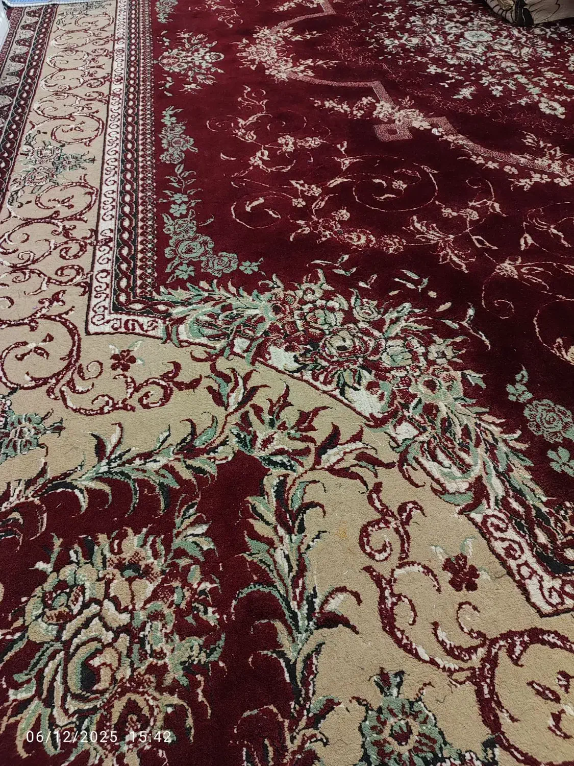 فرش کار کرده|فرش|نیشابور, دارایی|دیوار