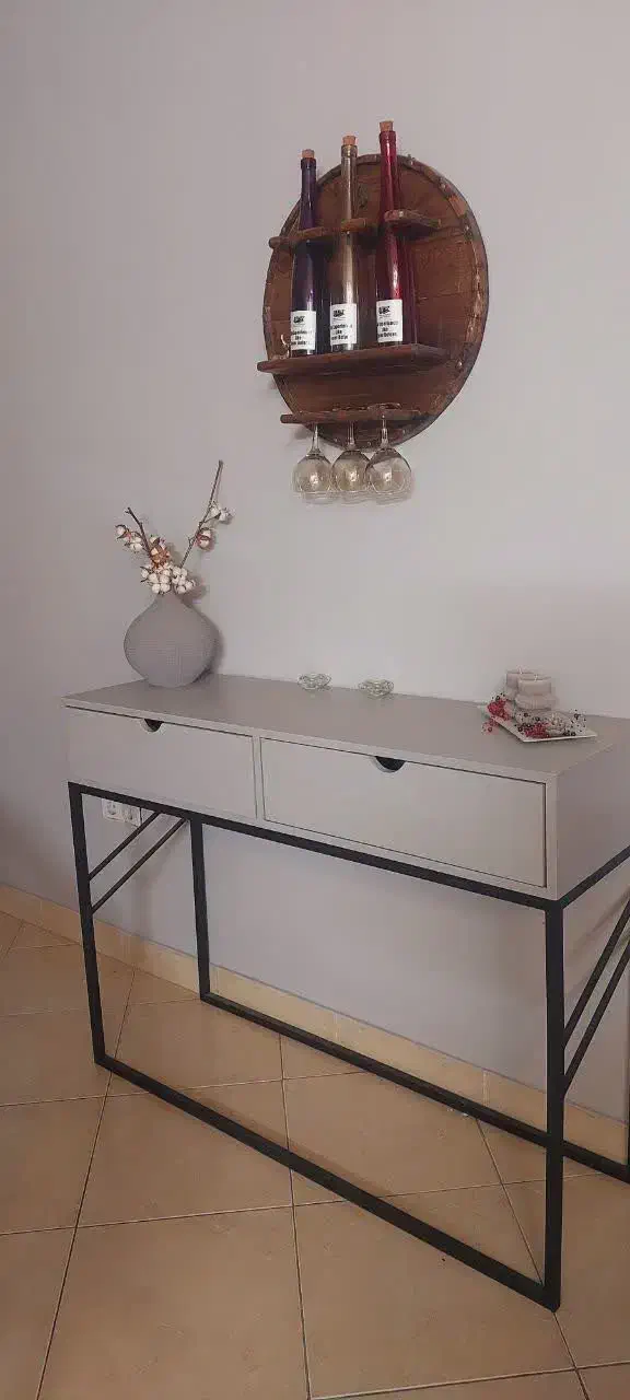 کنسول مدرن به همراه میز بار بسیار شیک|بوفه، ویترین، کنسول|مشهد, هفت تیر (نه دره)|دیوار