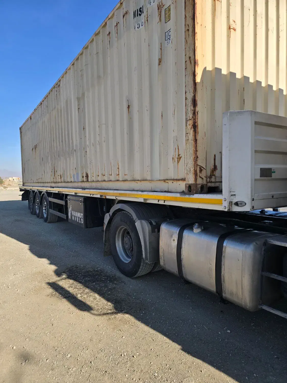 کفی ماموت|خودرو سنگین|کنگاور, |دیوار