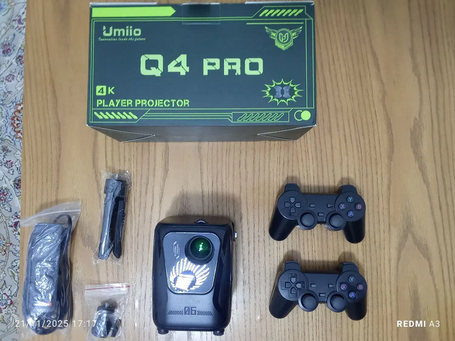 ویدیو پروژکتور یومیو Q4|تلویزیون و پروژکتور|سنندج, |دیوار