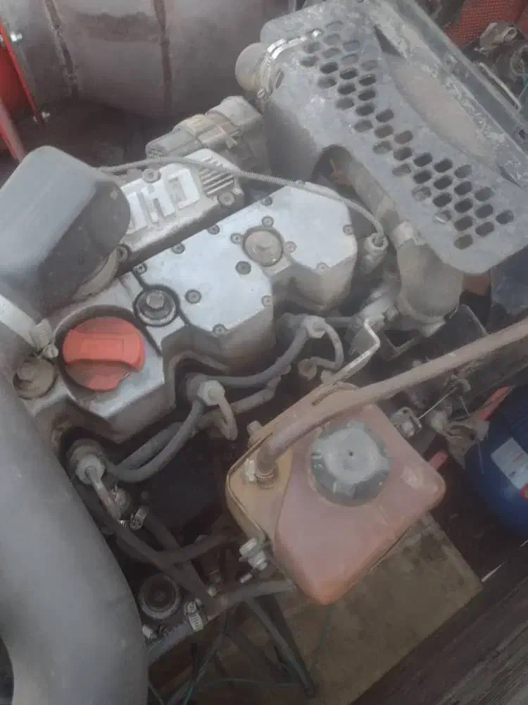 فروش تراکتور گلدونی|خودرو سنگین|سیرجان, |دیوار