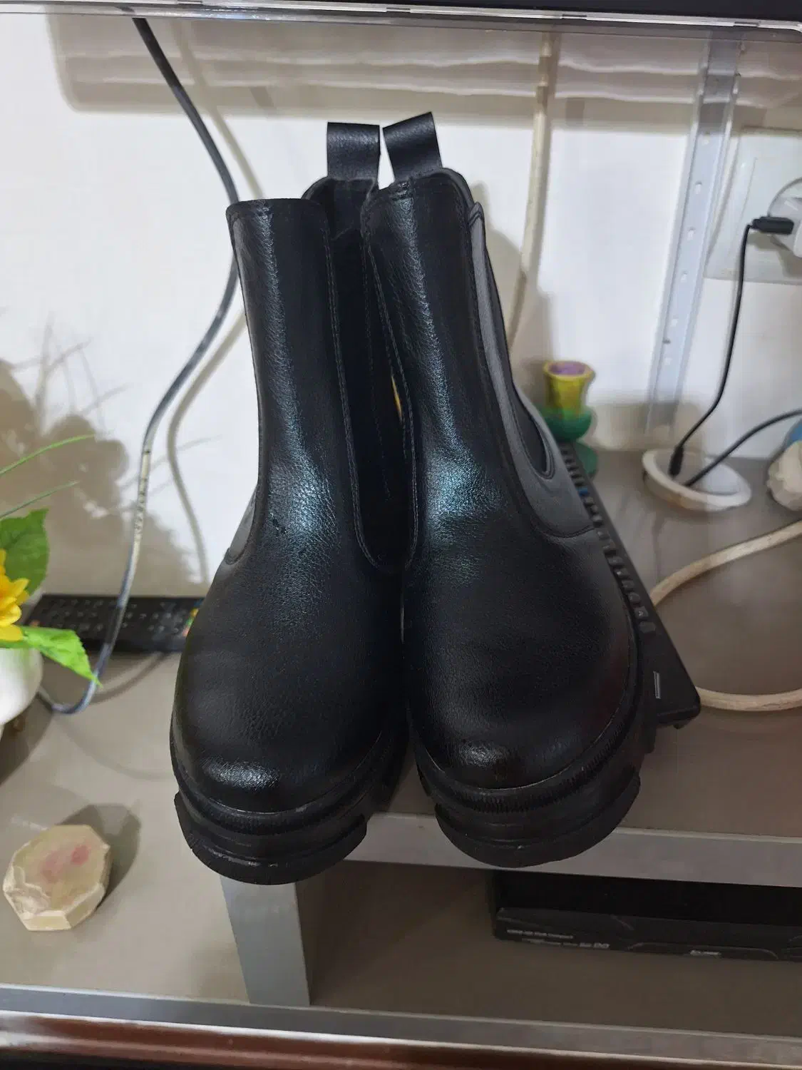 بوت چلسی نونو به علت سایزنبودن ..سایز۴۰|کیف، کفش، کمربند|اصفهان, بهارستان|دیوار