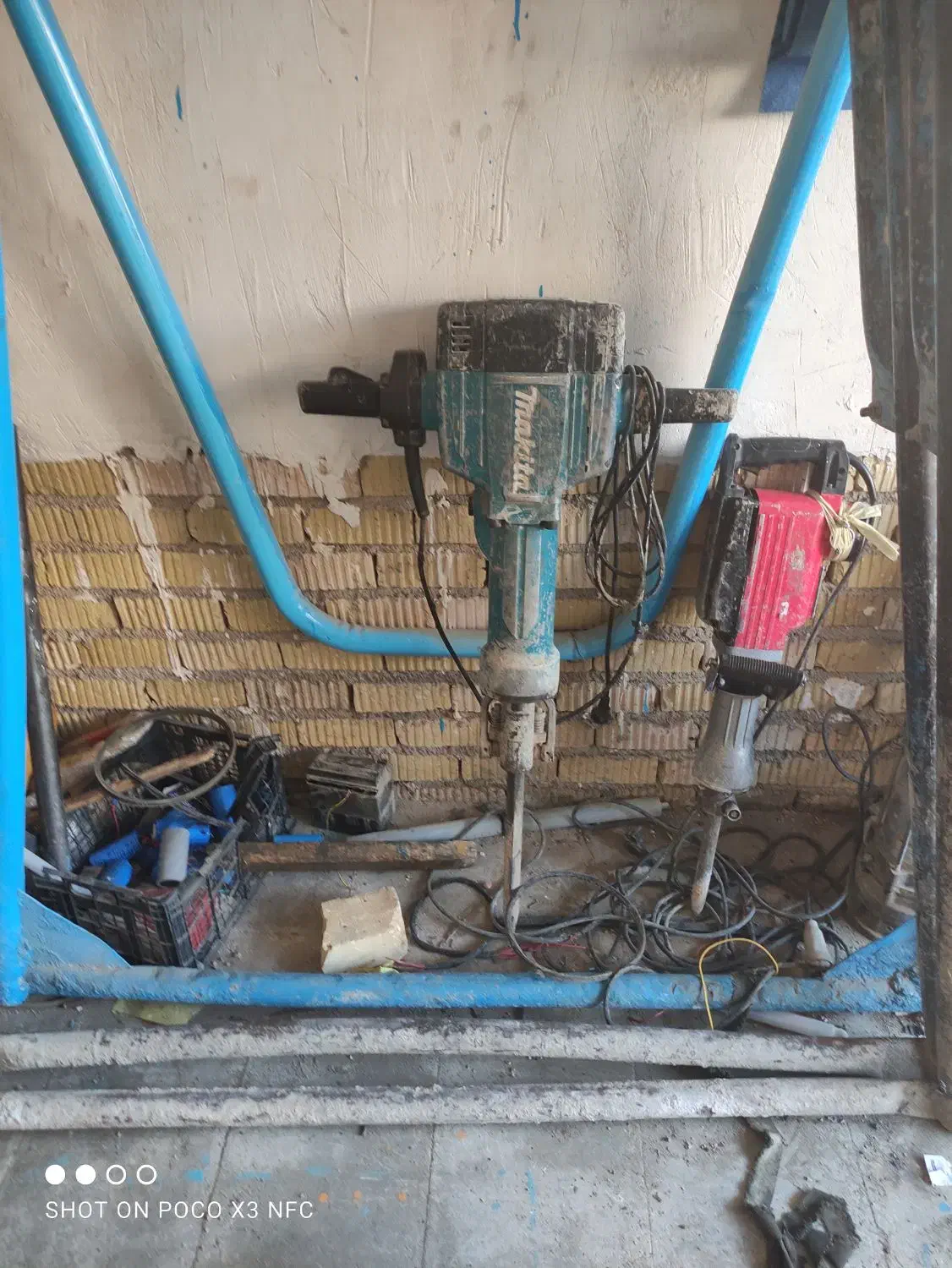 تعمیرات ونصب بالابر ساختمانی تابلو برق اجاره دینام|خدمات پیشه و مهارت|شیراز, کوشک میدان|دیوار