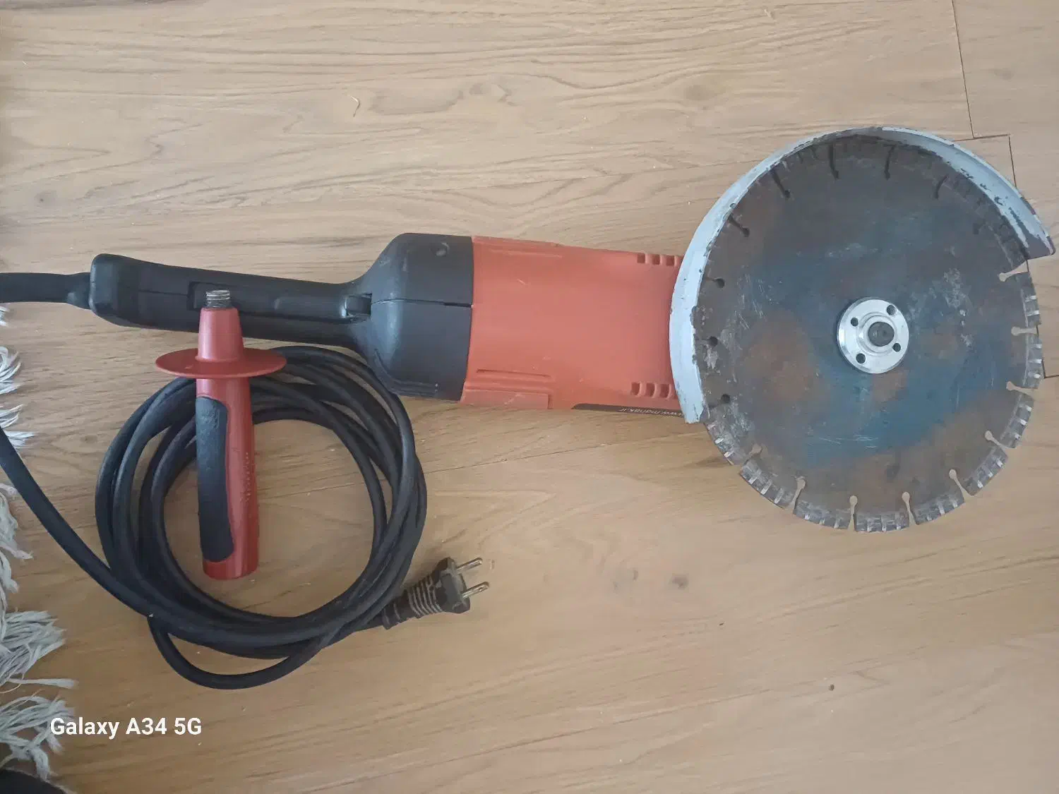 سنگ فرز|ابزارآلات|پرند, فاز ۵|دیوار