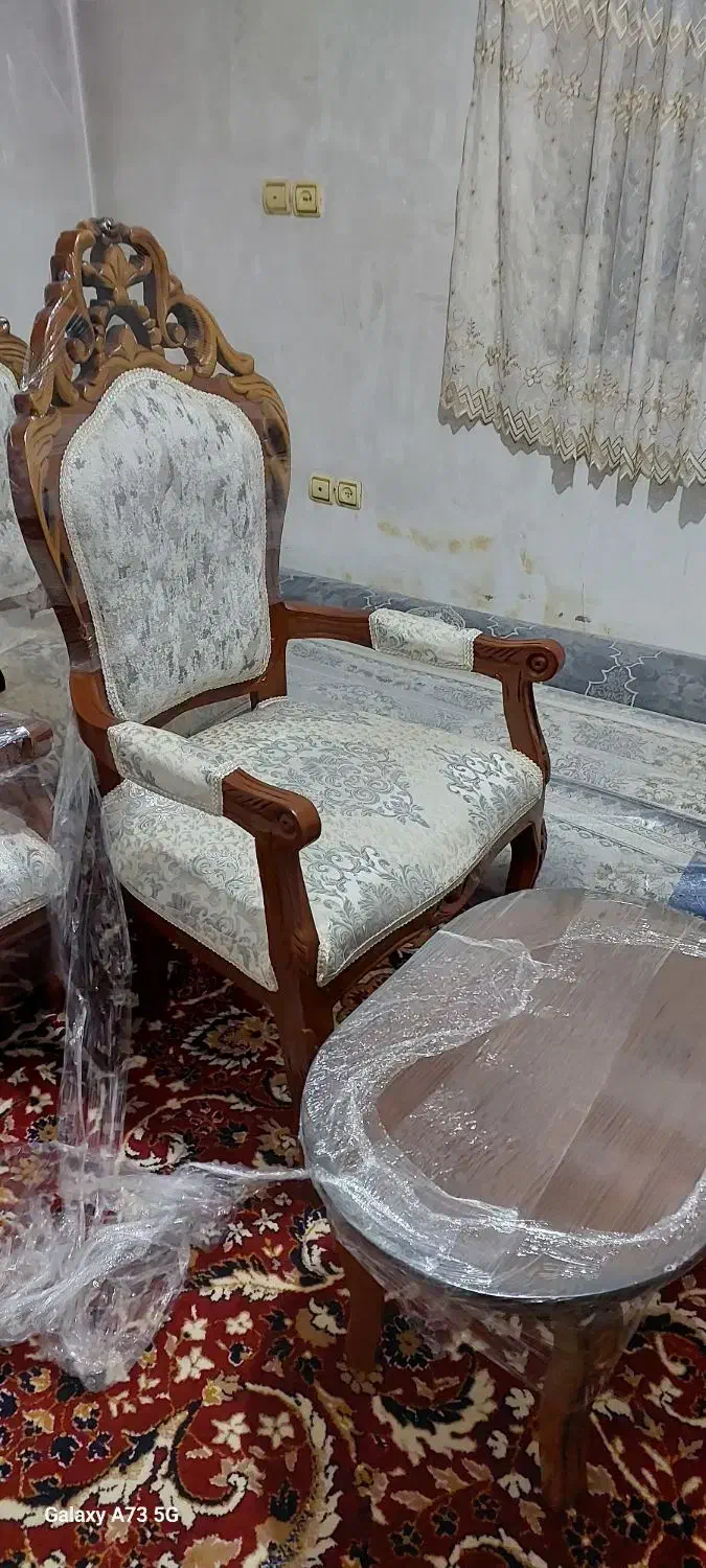 فروش مبل سلطنتی|مبلمان خانگی و میز عسلی|آبیک, |دیوار