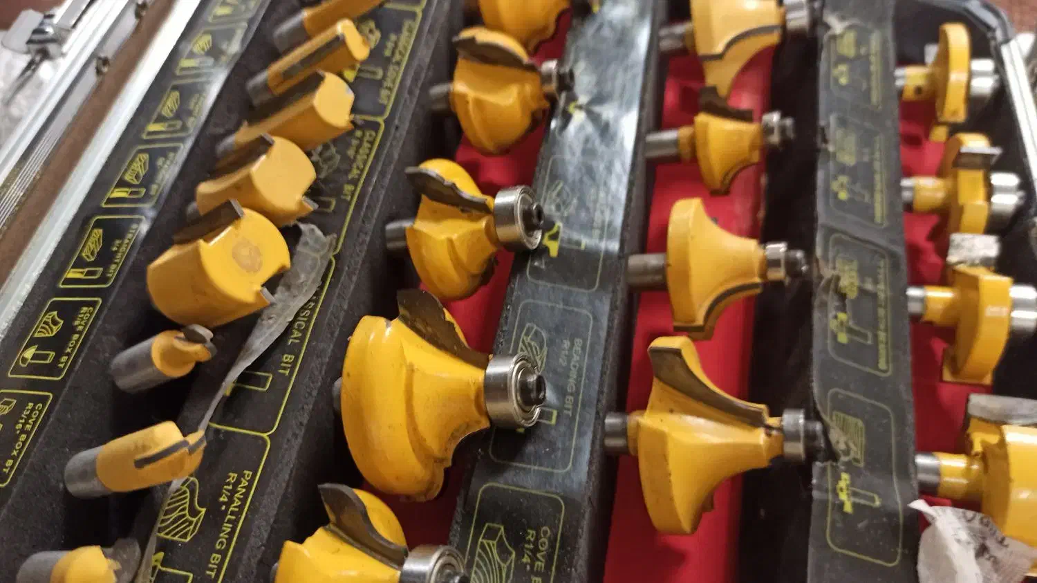 تیغه اور فرز مجموعه 50 عددی|ابزارآلات|همدان, |دیوار