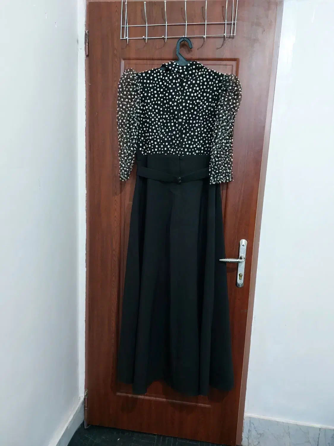 لباس مجلسی|لباس|آران و بیدگل, |دیوار