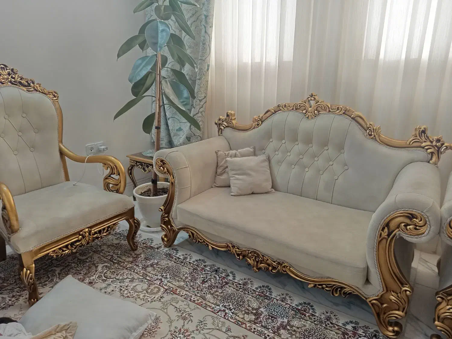 مبل کار کرده|مبلمان خانگی و میز عسلی|قنوات, |دیوار