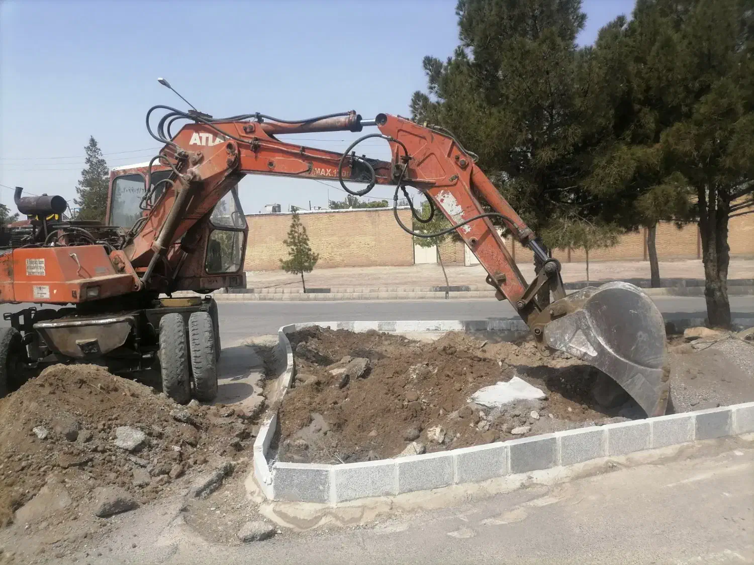 بیل مکانیکی|خودرو سنگین|کرمان, |دیوار