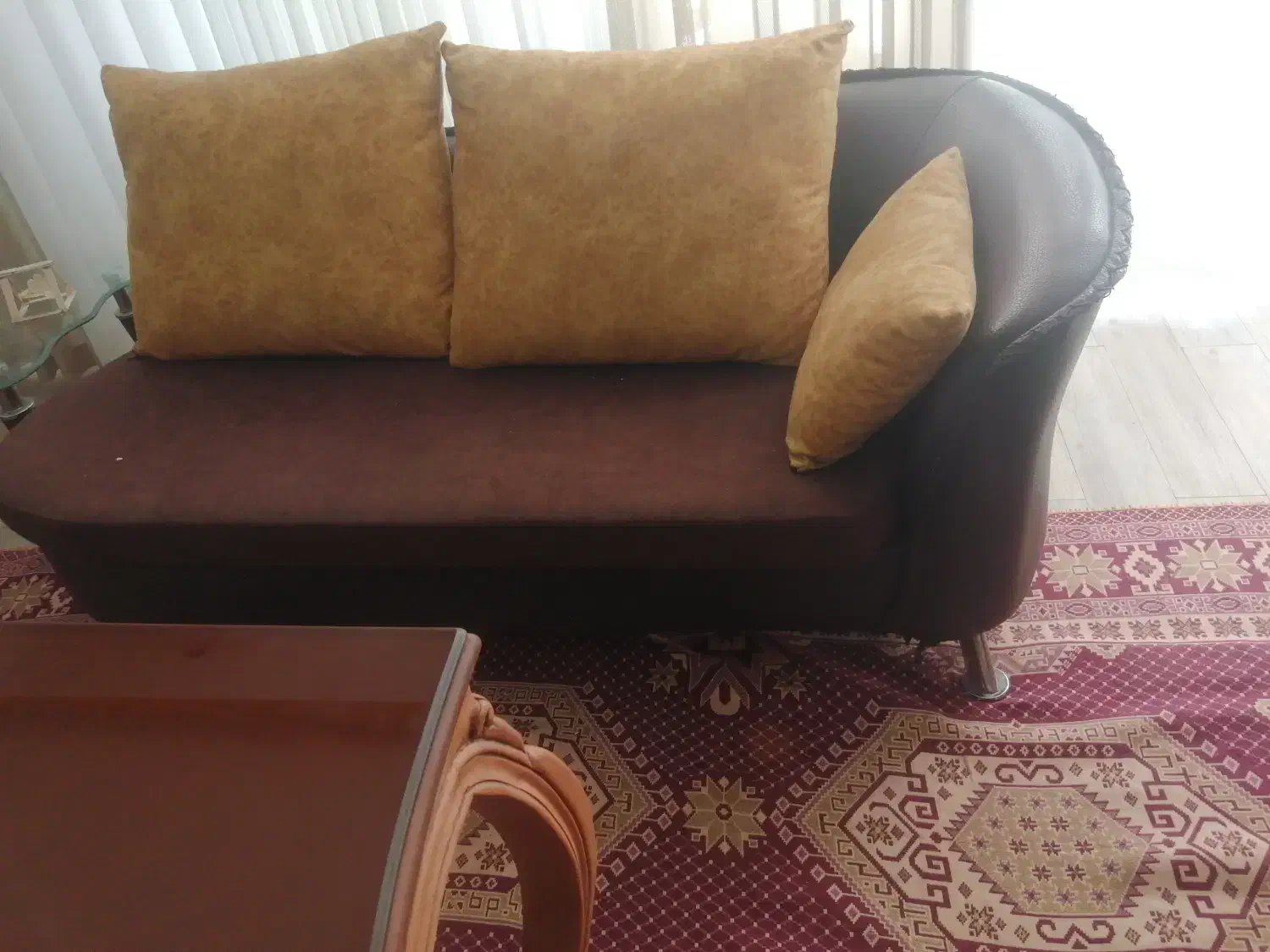 مبل چرم وپارچه|مبلمان خانگی و میز عسلی|شاهینشهر, عطار|دیوار