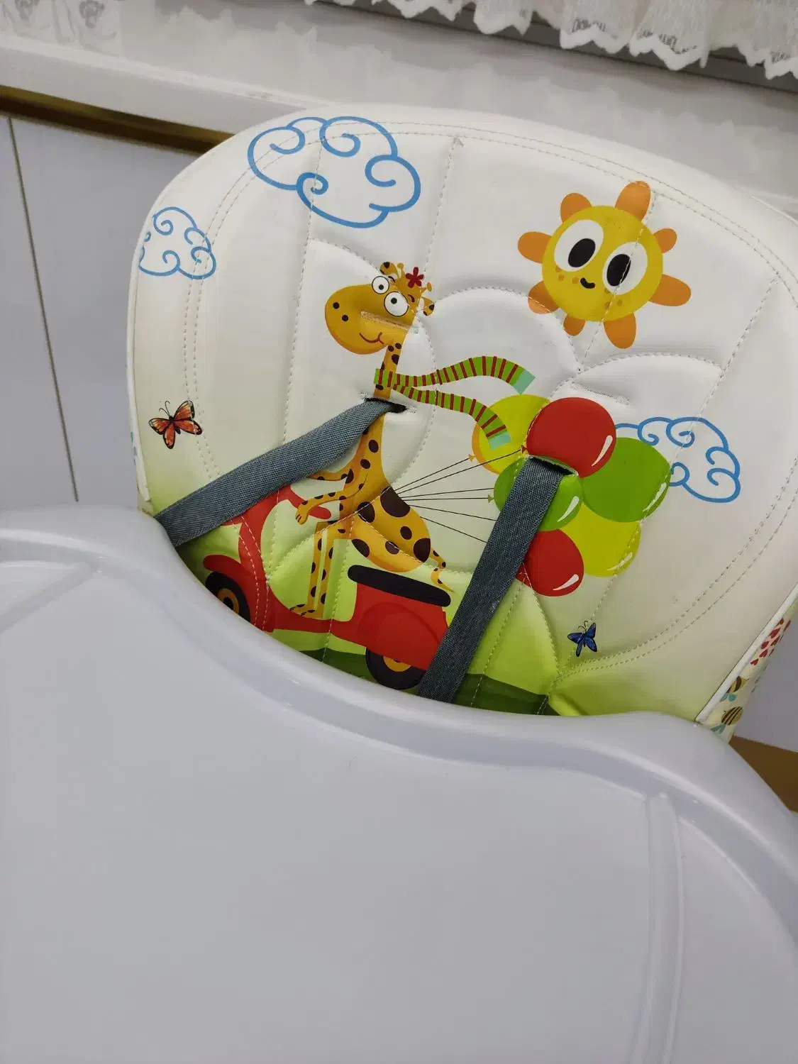 صندلی غذای بچه|تخت و صندلی بچه|سنندج, |دیوار