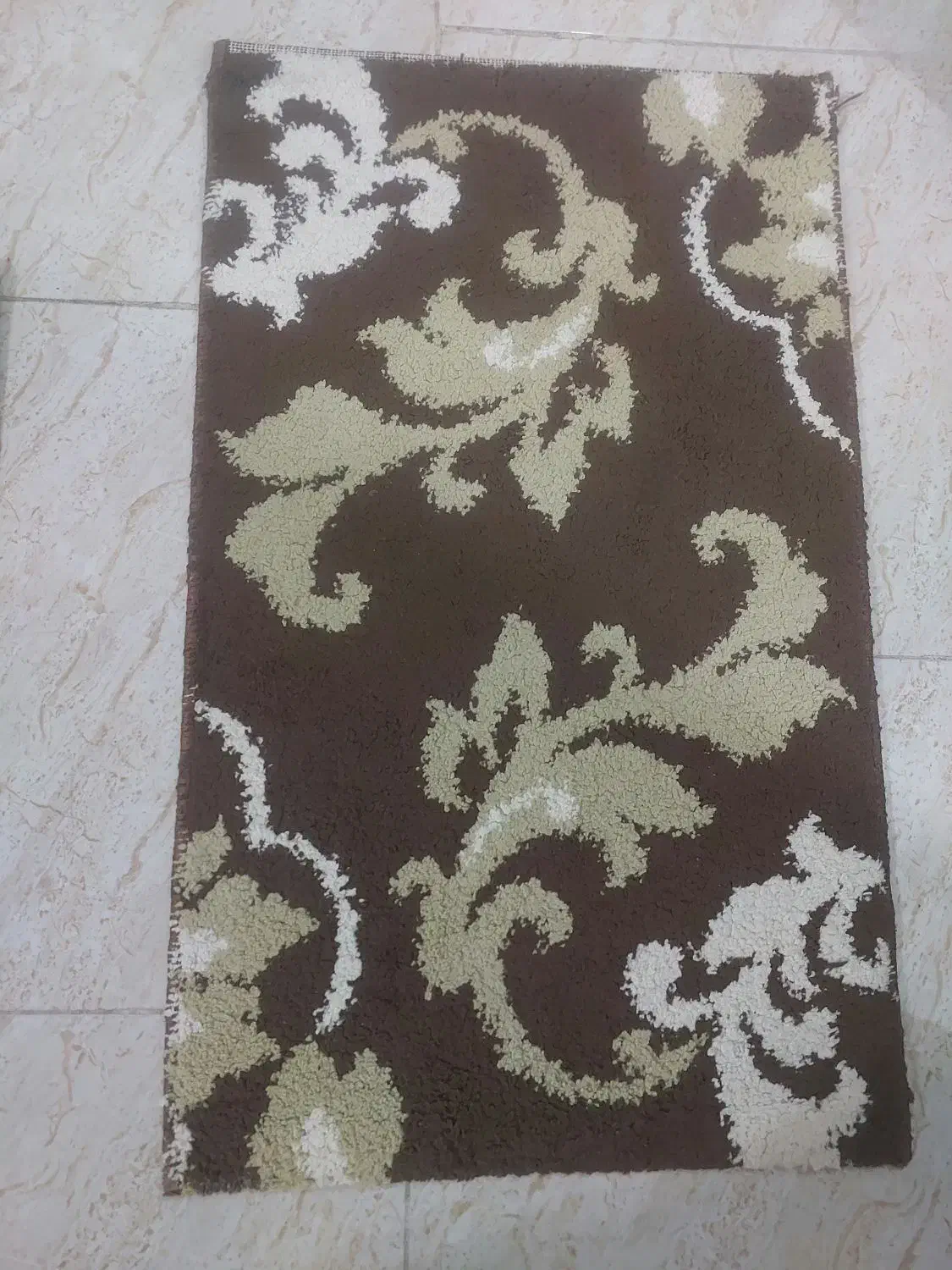 قالیچه و پادری|فرش|رشت, یخسازی|دیوار