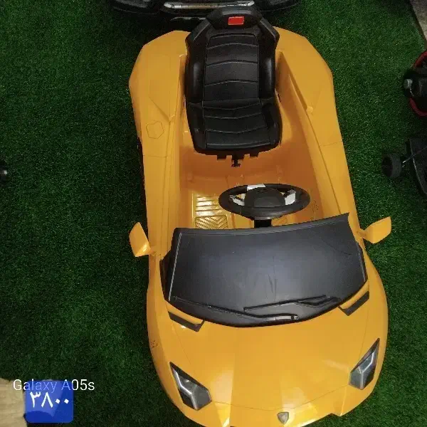 ماشین شارژی لامبورگینی دو موتوره|اسباببازی بچه|قم, هفت تیر|دیوار