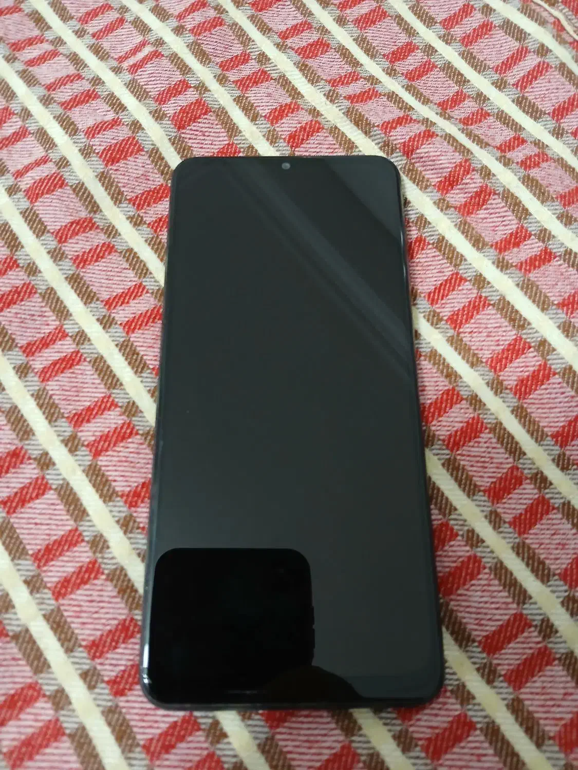 A12 خاموش|موبایل|اندیشه, اندیشه فاز ۱|دیوار