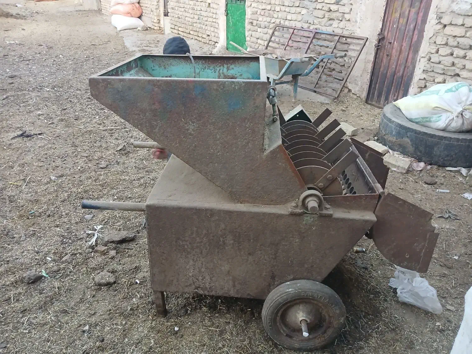 دستگاه یونجه خوردکن|ماشین‌آلات صنعتی|زنجان, |دیوار