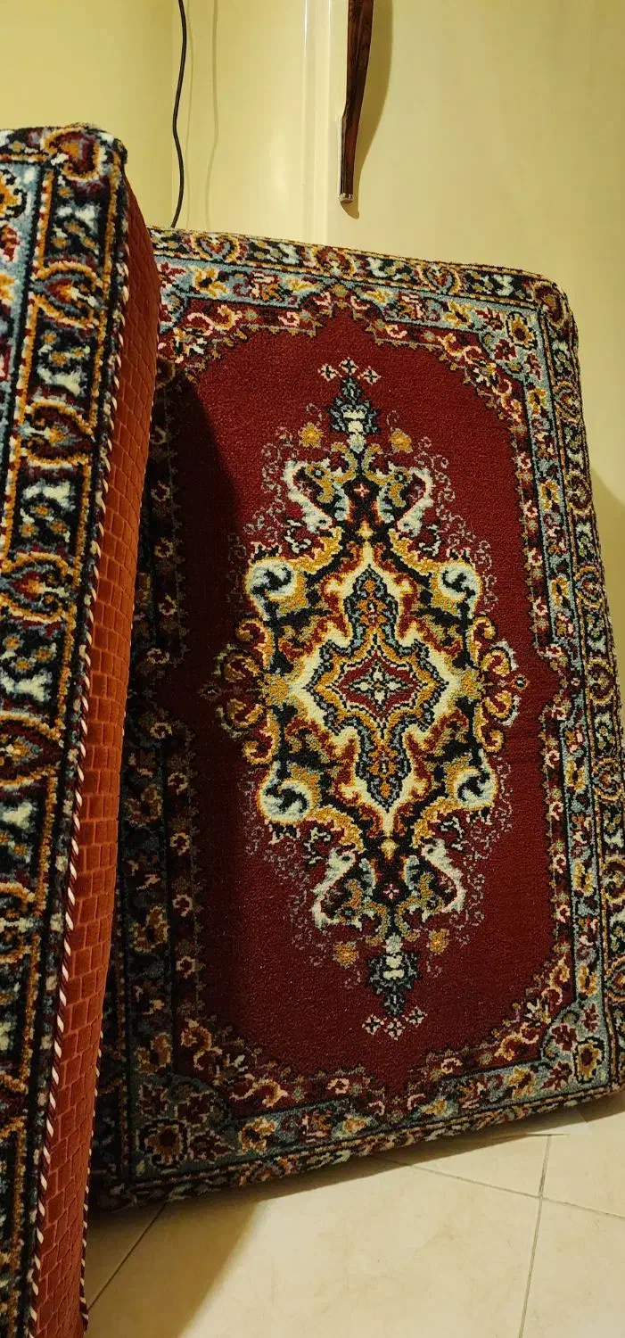 پشتی در حد نو|پشتی|تبریز, |دیوار