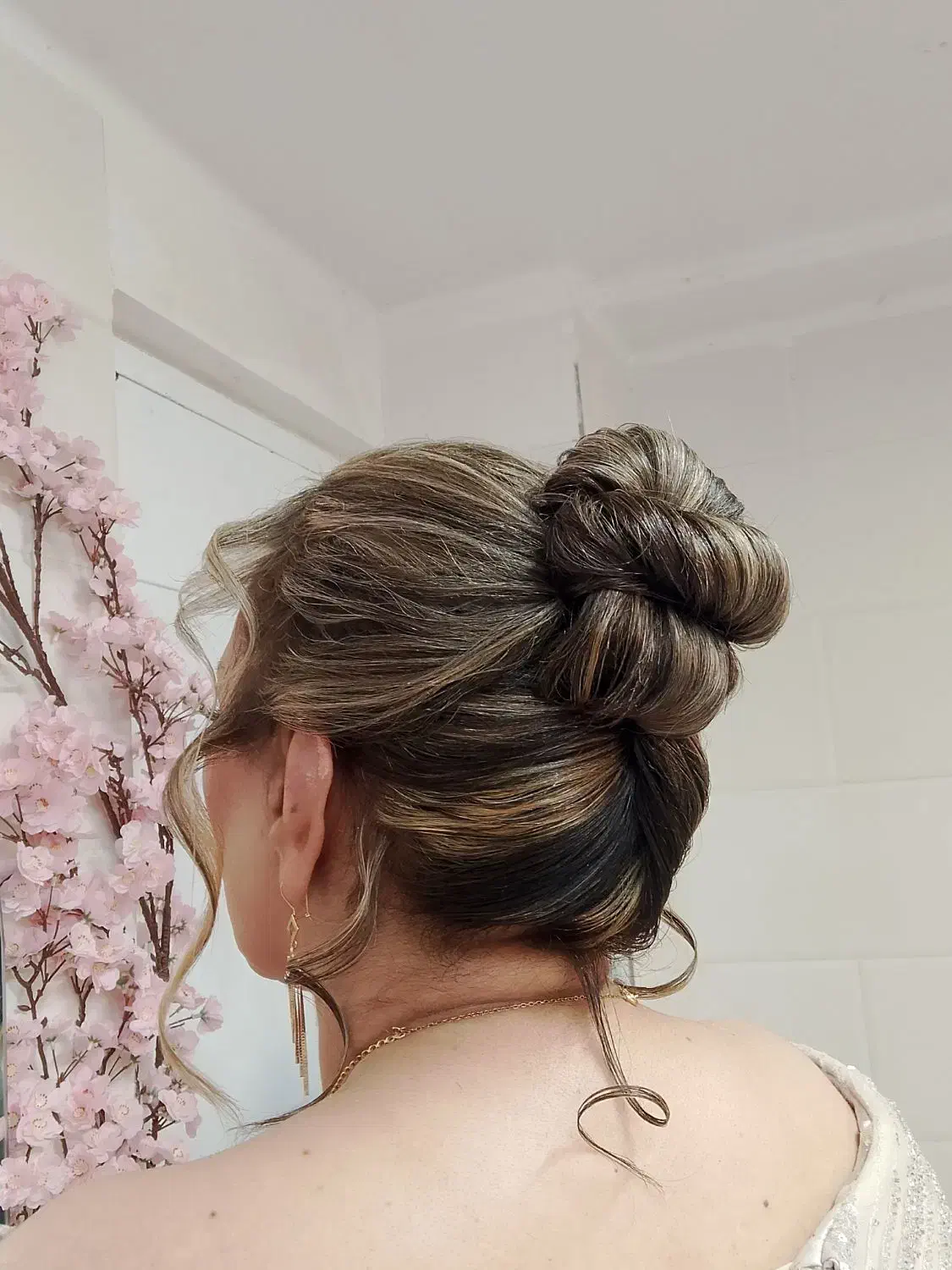 شینیون فقد150|خدمات آرایشگری و زیبایی|نیشابور, شهرک ولیعصر|دیوار