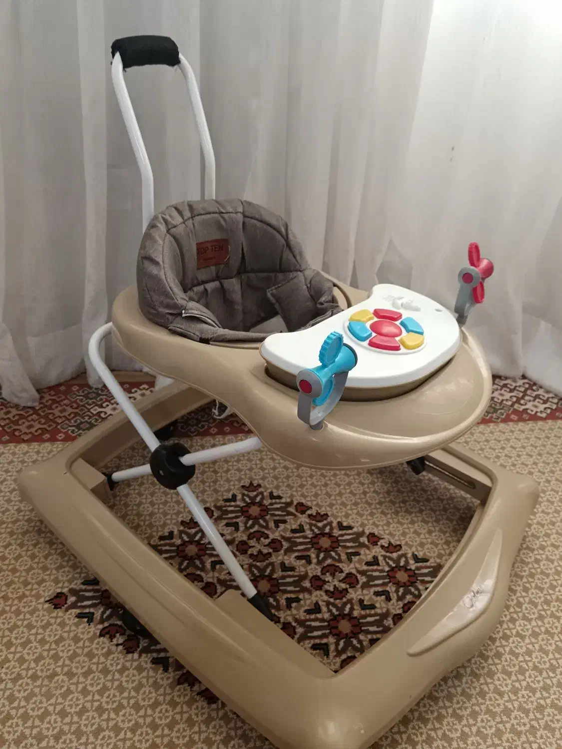 رورو وک|کالسکه و لوازم جانبی|نیشابور, دارایی|دیوار