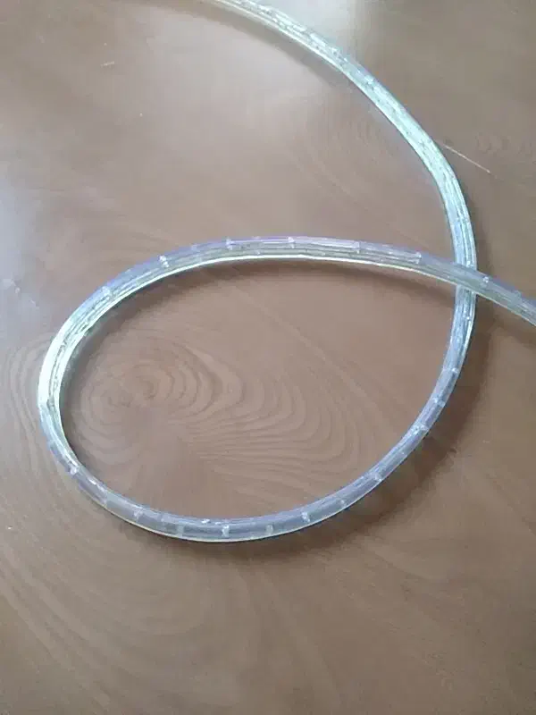 ریسه برق|لامپ و چراغ|فولادشهر, B5|دیوار