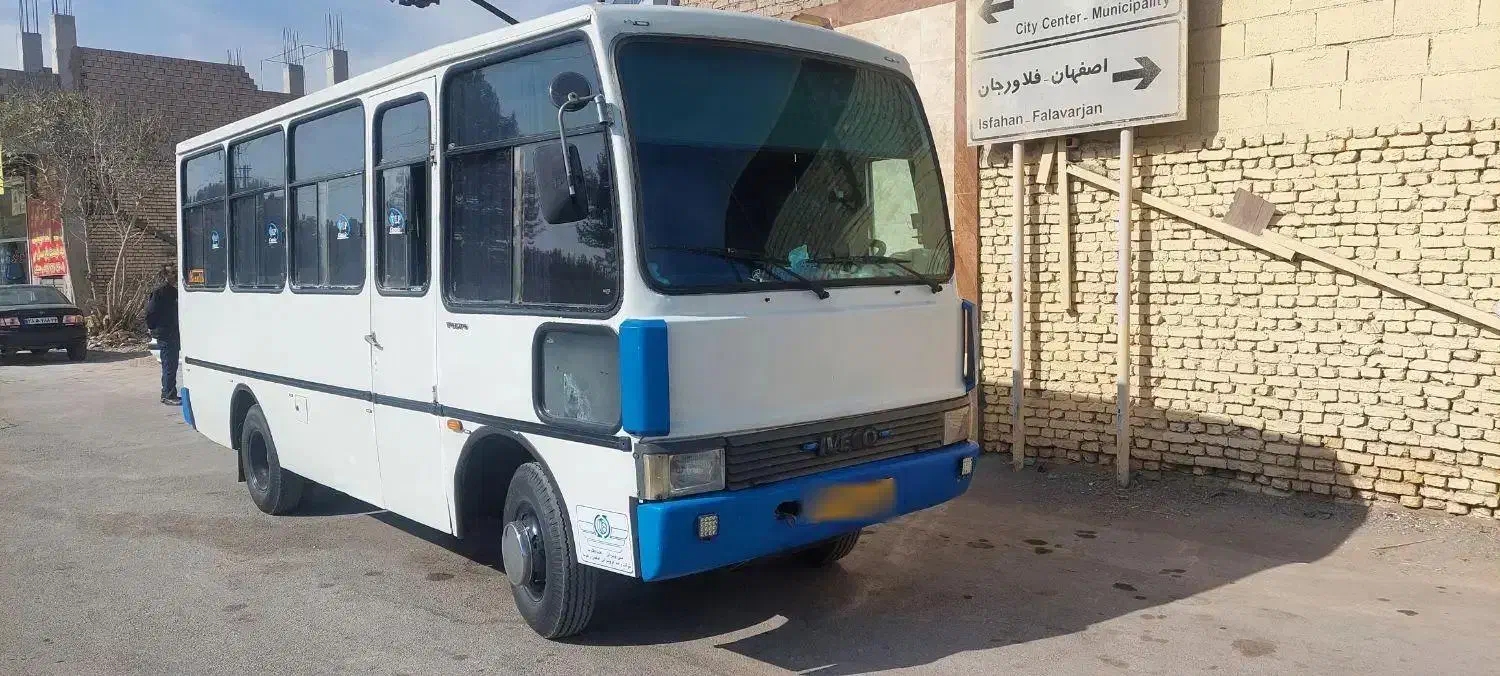 مینی بوس ایوکو مدل ۷۶و هیوندا ۸۴ و ۹۰|خودرو سنگین|اصفهان, شمس آباد|دیوار