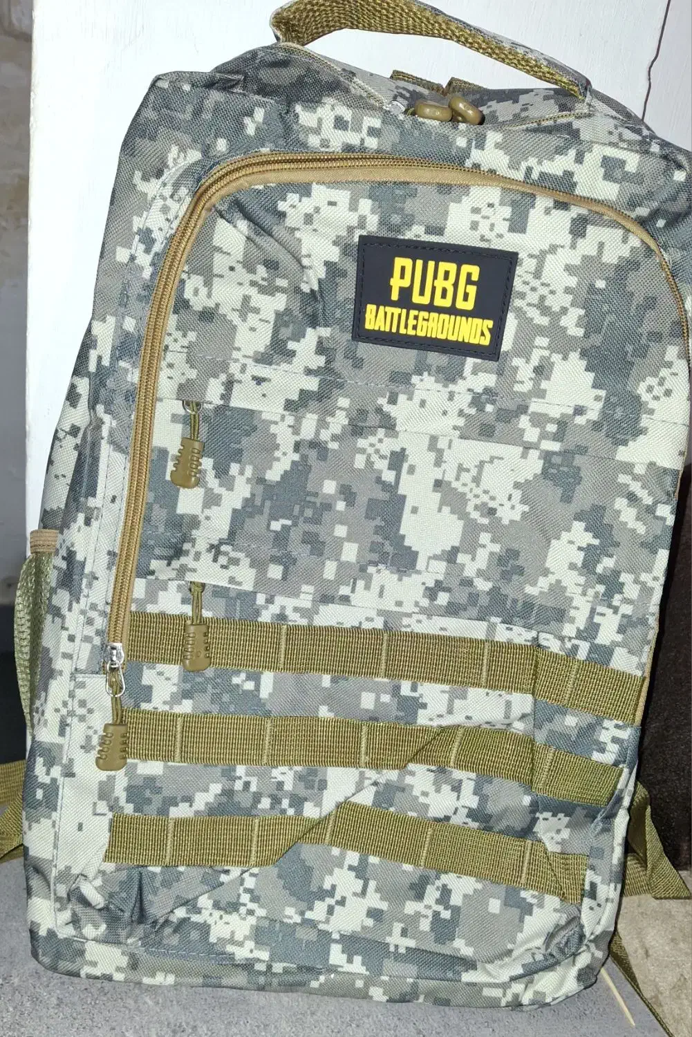 کوله پشتی مدرسه نو|کیف، کفش، کمربند|بندر گناوه, |دیوار