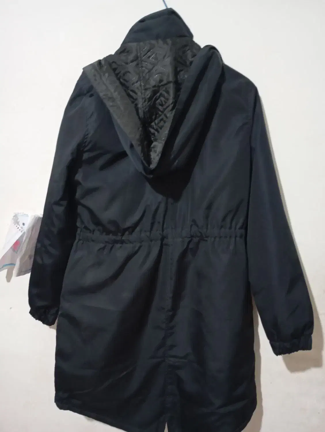 کاپشن نو|لباس|مینودشت, |دیوار