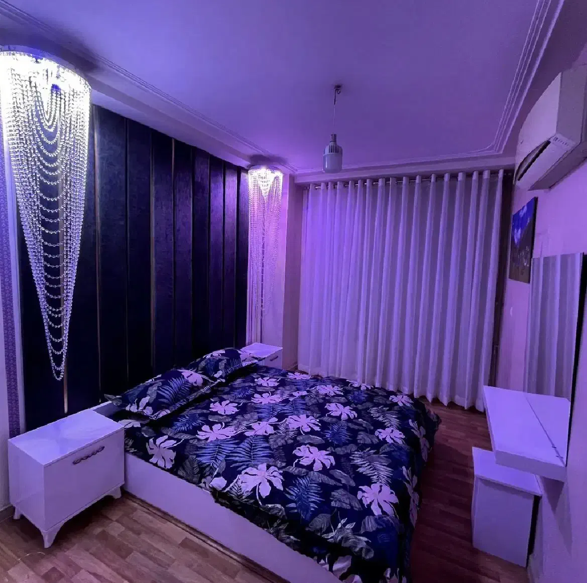 منزل مبله شهرک گلستان و آفرینش با پارکینگ|اجارهٔ کوتاهمدت آپارتمان و سوئیت|شیراز, شهرک گلستان|دیوار