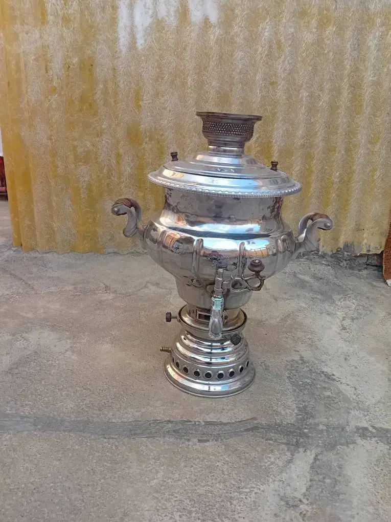 سماور.گلیم|سماور، چای‌ساز، قهوه‌ساز|نقده, |دیوار