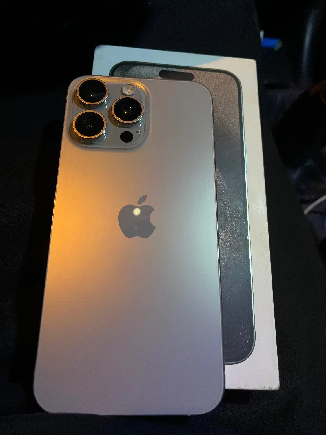 ایفون ۱۵پرو مکس باتری ۱۰۰|موبایل|اصفهان, جلفا|دیوار