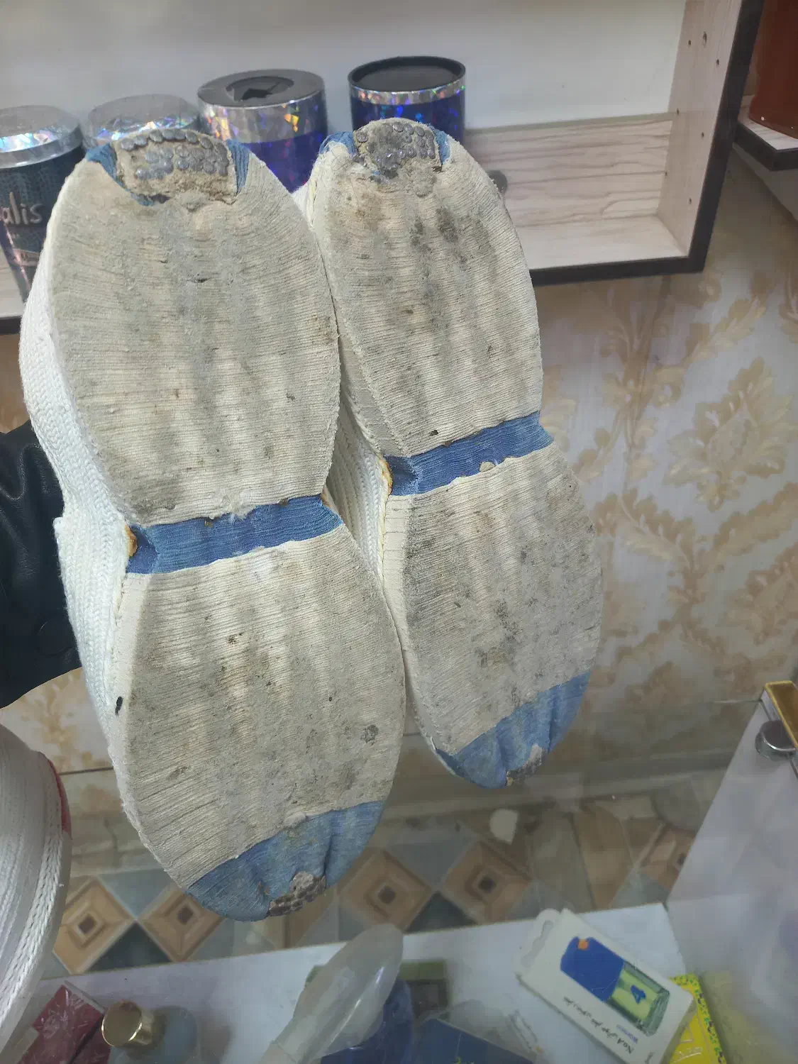 کفش و کلاش کوردی|کیف، کفش، کمربند|دیواندره, |دیوار