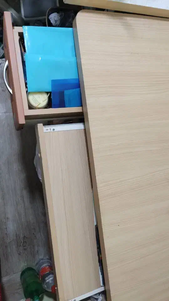 میز تحریر|میز تحریر و کامپیوتر|هشتگرد, فاز ۱ مهستان|دیوار