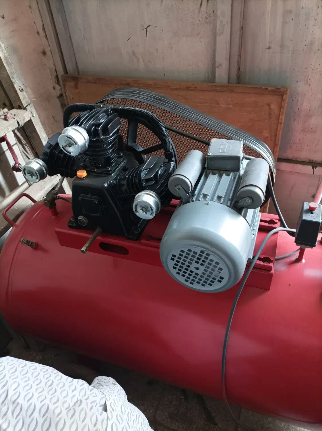 پمپ باد 350|ماشین‌آلات صنعتی|کاشان, باغ ماجد|دیوار