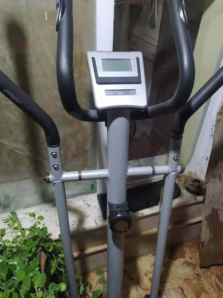 اسکی فضایی برای افراد سنگین وزن|تجهیزات ورزشی|ارسنجان, |دیوار