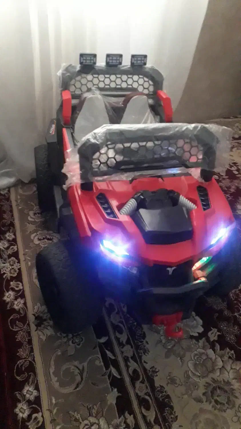 ماشین شارژی سالم|اسباببازی بچه|شاندیز, |دیوار