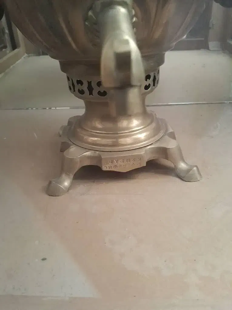 سماور|کلکسیون اشیاء عتیقه|ایوان, |دیوار