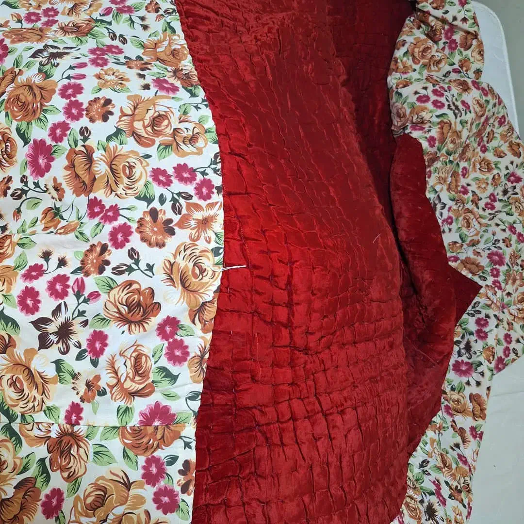 لحاف کُرسی|رختخواب، بالش، پتو|شاهینشهر, حافظ جنوبی|دیوار