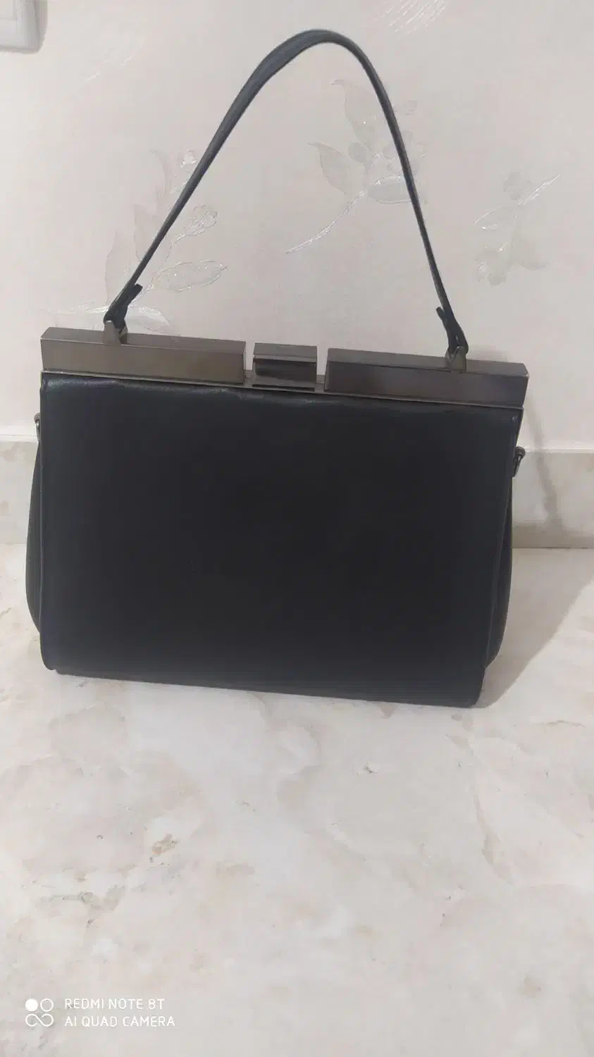 کیف مجلسی|کیف، کفش، کمربند|تبریز, |دیوار