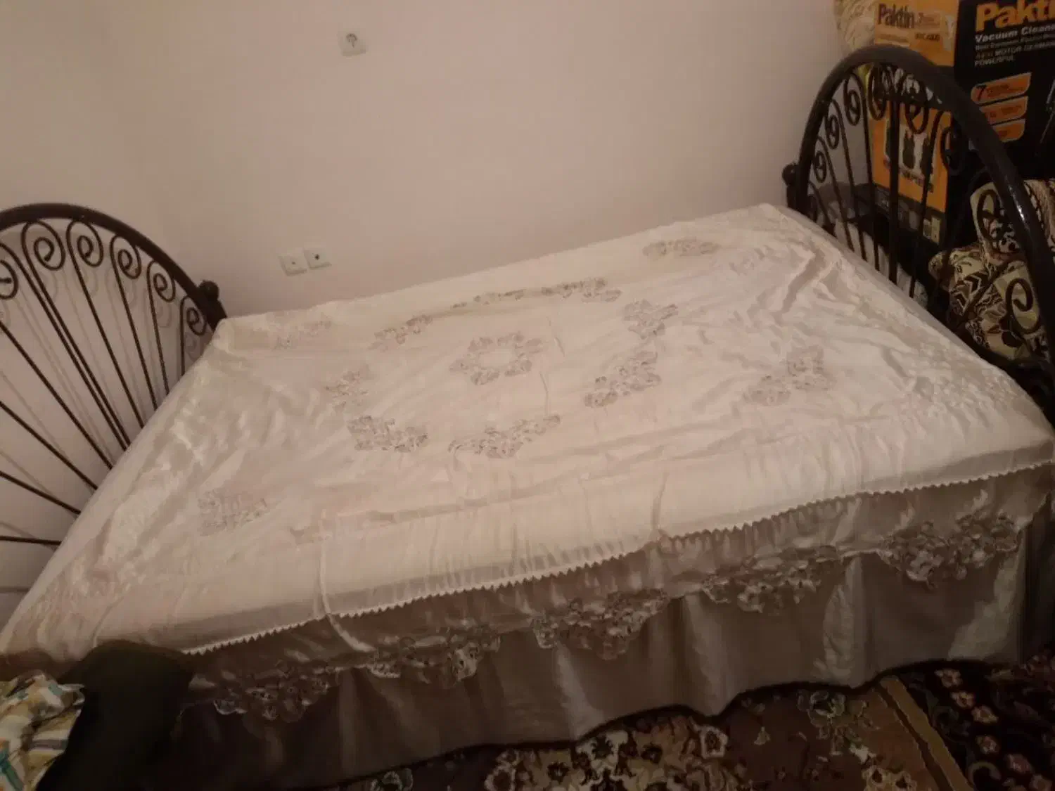 تخت و خوشخواب|تشک تختخواب|بیرجند, |دیوار